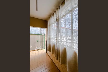 Casa à venda com 238m², 3 quartos e 8 vagas Casa à venda com 238m², 3 quartos e 8 vagasÁrea de Serviço