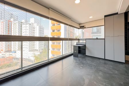 Apartamento para alugar com 69m², 2 quartos e 1 vaga Apartamento para alugar com 69m², 2 quartos e 1 vagaVaranda da Sala
