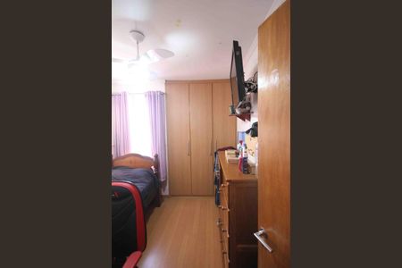 Apartamento à venda com 52m², 2 quartos e 1 vagaQuarto 02