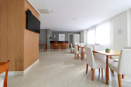 Apartamento à venda com 58m², 2 quartos e 1 vagaÁrea comum