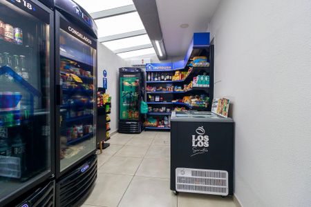 Apartamento à venda com 58m², 2 quartos e 1 vagaMini Mercado