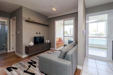 Sala de apartamento para alugar com 2 quartos, 58m² em Chácara Santo Antônio (zona Sul), São Paulo