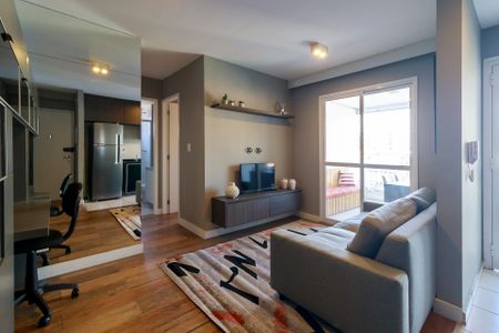 Sala de apartamento para alugar com 2 quartos, 58m² em Chácara Santo Antônio (zona Sul), São Paulo
