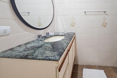 Apartamento para alugar com 129m², 3 quartos e 1 vaga Apartamento para alugar com 129m², 3 quartos e 1 vagaBanheiro Social