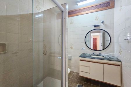 Apartamento para alugar com 129m², 3 quartos e 1 vaga Apartamento para alugar com 129m², 3 quartos e 1 vagaBanheiro Social