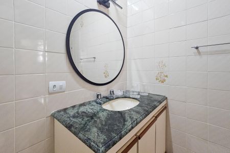 Apartamento para alugar com 129m², 3 quartos e 1 vaga Apartamento para alugar com 129m², 3 quartos e 1 vagaBanheiro Social