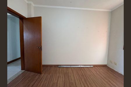 Casa à venda com 247m², 3 quartos e 4 vagas Casa à venda com 247m², 3 quartos e 4 vagasQuarto 1