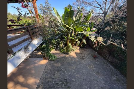 Casa à venda com 247m², 3 quartos e 4 vagas Casa à venda com 247m², 3 quartos e 4 vagasÁrea Externa