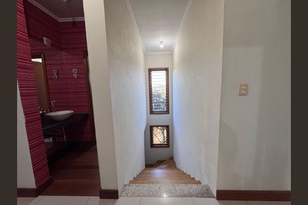 Casa à venda com 247m², 3 quartos e 4 vagas Casa à venda com 247m², 3 quartos e 4 vagasQuarto 2