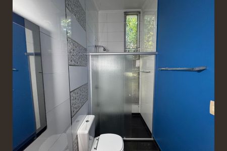 Casa à venda com 247m², 3 quartos e 4 vagas Casa à venda com 247m², 3 quartos e 4 vagasBanheiro da Suíte