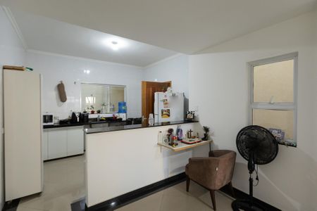 Casa à venda com 180m², 3 quartos e 5 vagasCozinha Americana