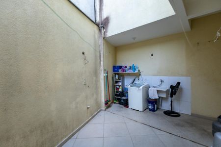 Casa à venda com 180m², 3 quartos e 5 vagasÁrea de Serviço