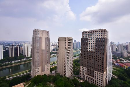 Studio à venda com 26m², 1 quarto e sem vaga Studio à venda com 26m², 1 quarto e sem vagaVista da Cobertura do Prédio