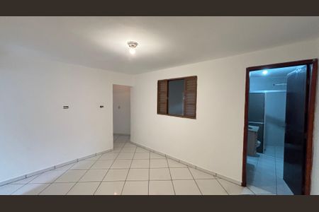 Casa para alugar com 230m², 4 quartos e sem vaga Casa para alugar com 230m², 4 quartos e sem vagaCasa 2 - Suíte