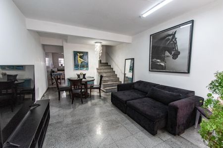 Sala de casa à venda com 2 quartos, 220m² em Vila Mariana, São Paulo