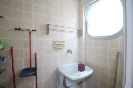 Apartamento para alugar com 97m², 2 quartos e 1 vagaÁrea de Serviço