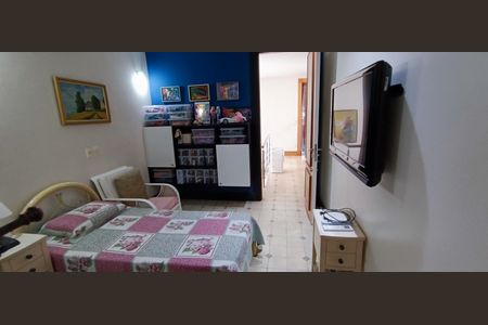 Casa de condomínio à venda com 684m², 3 quartos e 8 vagasSuíte 2