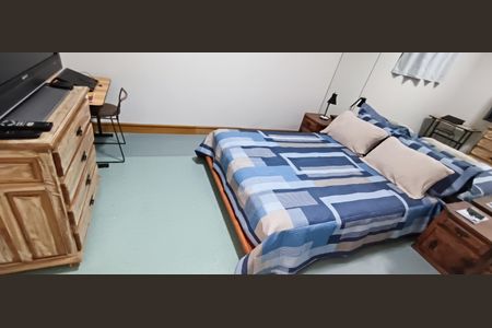 Casa de condomínio à venda com 684m², 3 quartos e 8 vagasSala Edícula