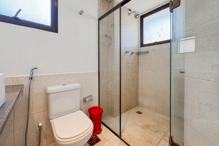 Apartamento à venda com 146m², 3 quartos e 3 vagas Apartamento à venda com 146m², 3 quartos e 3 vagasBanheiro da Suíte