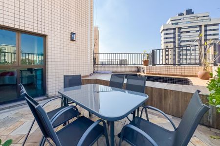 Apartamento à venda com 146m², 3 quartos e 3 vagas Apartamento à venda com 146m², 3 quartos e 3 vagasÁrea Externa - Cobertura