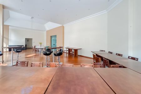 Apartamento à venda com 146m², 3 quartos e 3 vagas Apartamento à venda com 146m², 3 quartos e 3 vagasÁrea comum