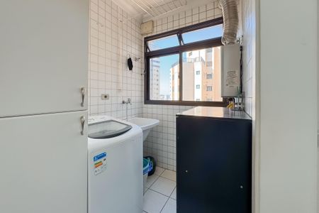 Apartamento à venda com 146m², 3 quartos e 3 vagas Apartamento à venda com 146m², 3 quartos e 3 vagasÁrea de Serviço