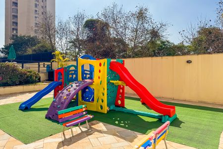 Apartamento à venda com 146m², 3 quartos e 3 vagas Apartamento à venda com 146m², 3 quartos e 3 vagasÁrea comum