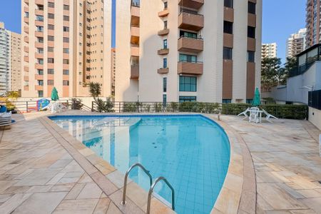 Apartamento à venda com 146m², 3 quartos e 3 vagas Apartamento à venda com 146m², 3 quartos e 3 vagasÁrea comum