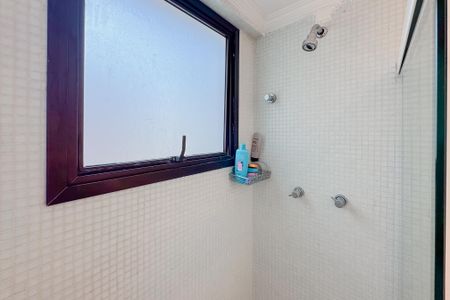 Apartamento à venda com 146m², 3 quartos e 3 vagas Apartamento à venda com 146m², 3 quartos e 3 vagasBanheiro Social