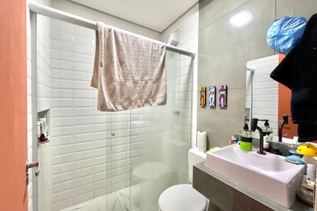 Apartamento à venda com 100m², 2 quartos e sem vaga Apartamento à venda com 100m², 2 quartos e sem vagaBanheiro Corredor