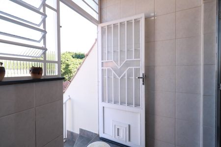 Casa à venda com 239m², 3 quartos e 3 vagasÁrea de Serviço