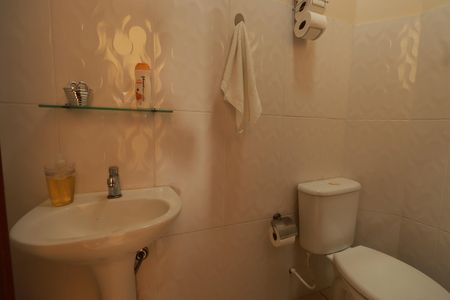 Casa à venda com 239m², 3 quartos e 3 vagasLavabo