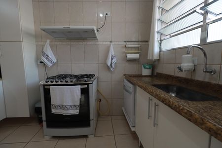 Casa à venda com 239m², 3 quartos e 3 vagasCozinha