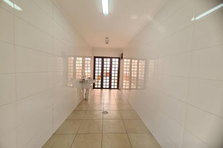 Casa à venda com 250m², 3 quartos e 4 vagas Casa à venda com 250m², 3 quartos e 4 vagasÁrea de Serviço