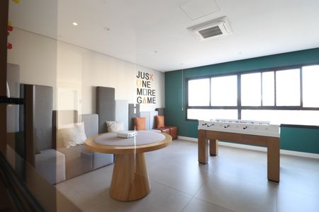 Apartamento à venda com 32m², 1 quarto e sem vagaÁrea comum