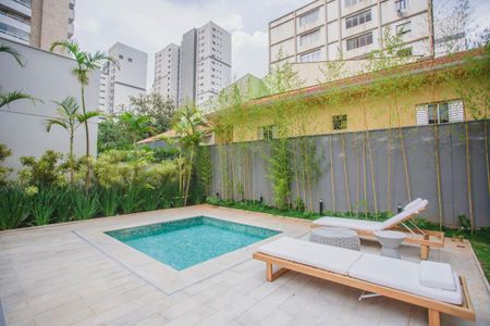 Apartamento à venda com 166m², 3 quartos e 2 vagas Apartamento à venda com 166m², 3 quartos e 2 vagasÁrea comum - Piscina