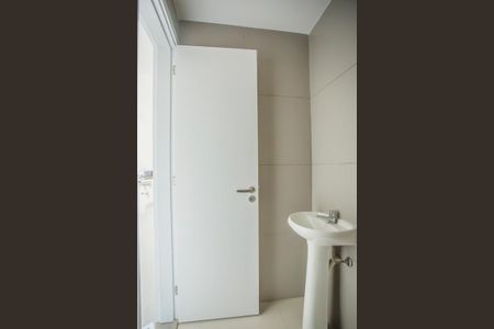 Apartamento à venda com 166m², 3 quartos e 2 vagas Apartamento à venda com 166m², 3 quartos e 2 vagasBanheiro de Serviço