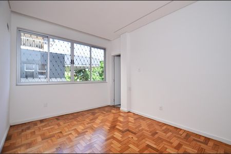 Apartamento à venda com 130m², 3 quartos e 1 vaga Apartamento à venda com 130m², 3 quartos e 1 vagaSuíte