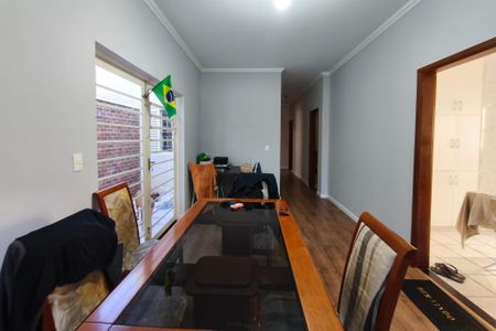 Casa à venda com 156m², 3 quartos e 5 vagas Casa à venda com 156m², 3 quartos e 5 vagasSala de Jantar