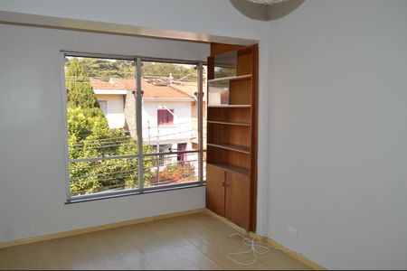 Casa à venda com 336m², 5 quartos e 4 vagasQuarto 4