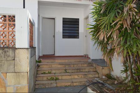 Casa à venda com 336m², 5 quartos e 4 vagasQuintal