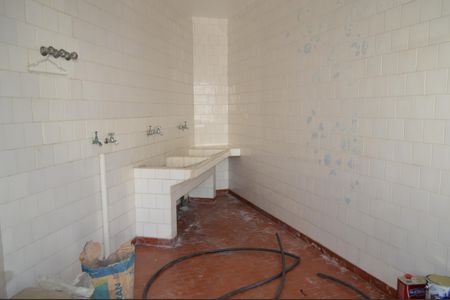 Casa à venda com 336m², 5 quartos e 4 vagasÁrea de Serviço