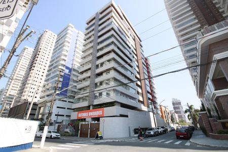 Apartamento para alugar com 105m², 2 quartos e 2 vagas Apartamento para alugar com 105m², 2 quartos e 2 vagasFachada