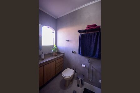 Casa à venda com 550m², 4 quartos e 2 vagas Casa à venda com 550m², 4 quartos e 2 vagasBanheiro do Quarto 4