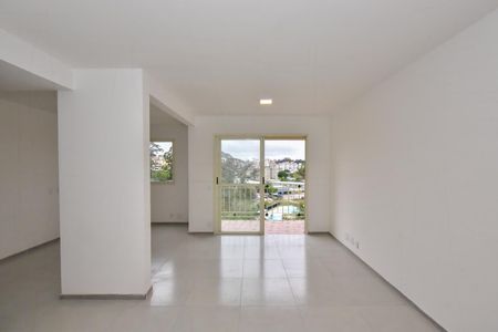 Apartamento à venda com 97m², 3 quartos e 2 vagasSala