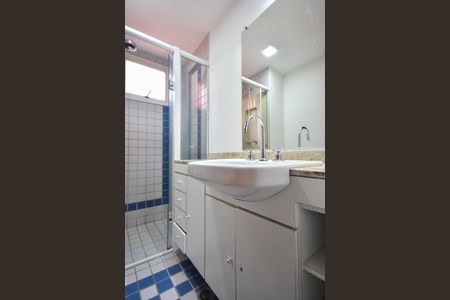 Apartamento à venda com 97m², 3 quartos e 2 vagasBanheiro da Suíte