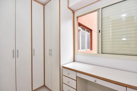Apartamento à venda com 97m², 3 quartos e 2 vagasQuarto 2