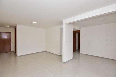 Sala de apartamento para alugar com 3 quartos, 97m² em Jardim Ampliação, São Paulo