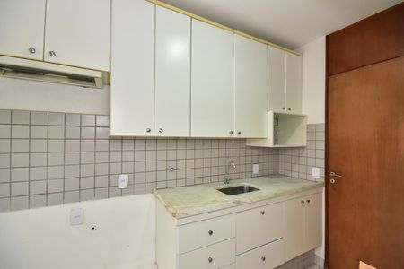 Apartamento à venda com 97m², 3 quartos e 2 vagasCozinha