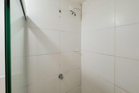 Apartamento à venda com 34m², 2 quartos e sem vaga Apartamento à venda com 34m², 2 quartos e sem vagaBanheiro